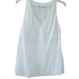 Boston Proper Flowy Lightweight Sleeveless Blouse Size 8 Quiet Luxury Style